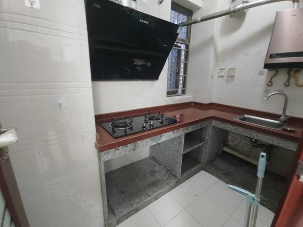 广州增城永和南山丰景花园(一期)干净两房 免停车 免物业 有公交总站