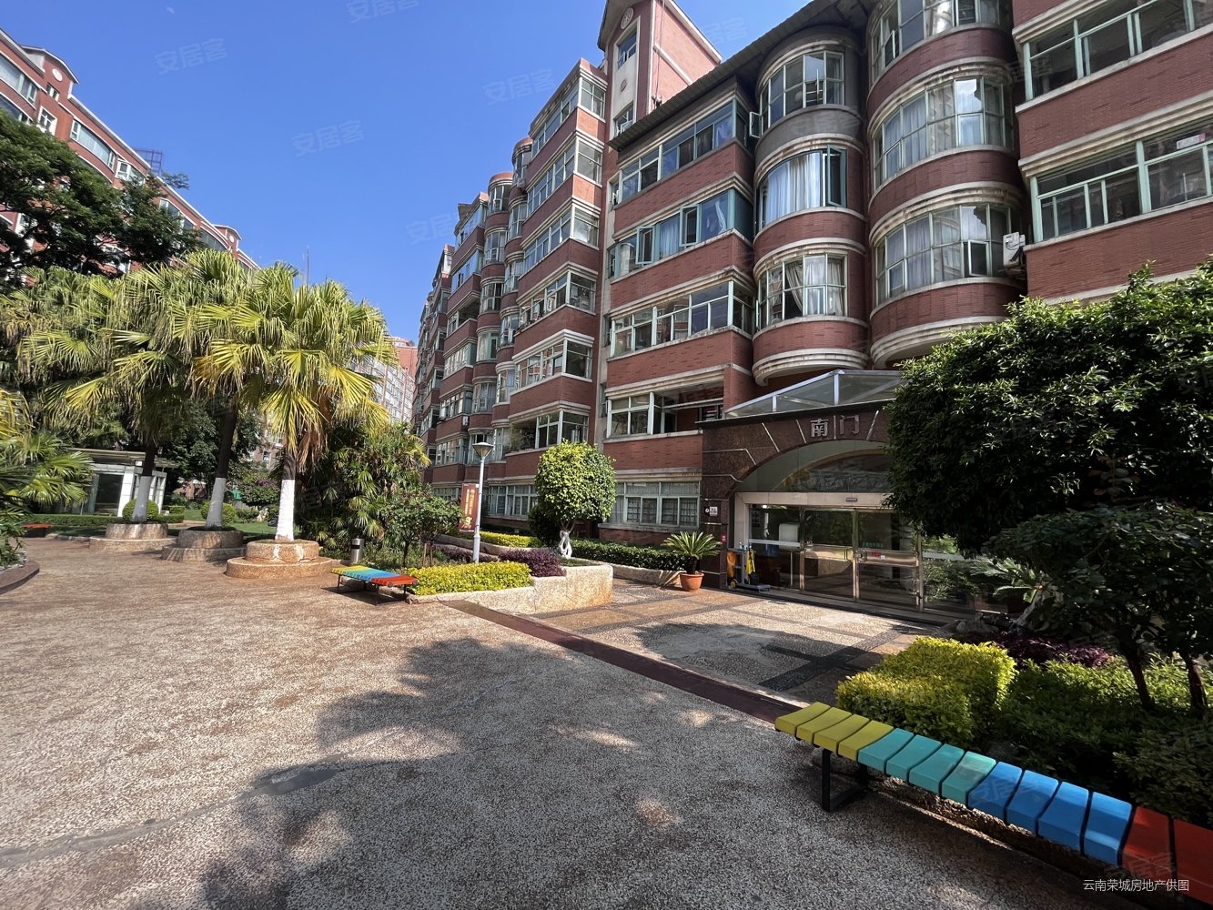 急售翠湖俊园 i 翠湖边电梯房)30中旁边有钥匙随时看