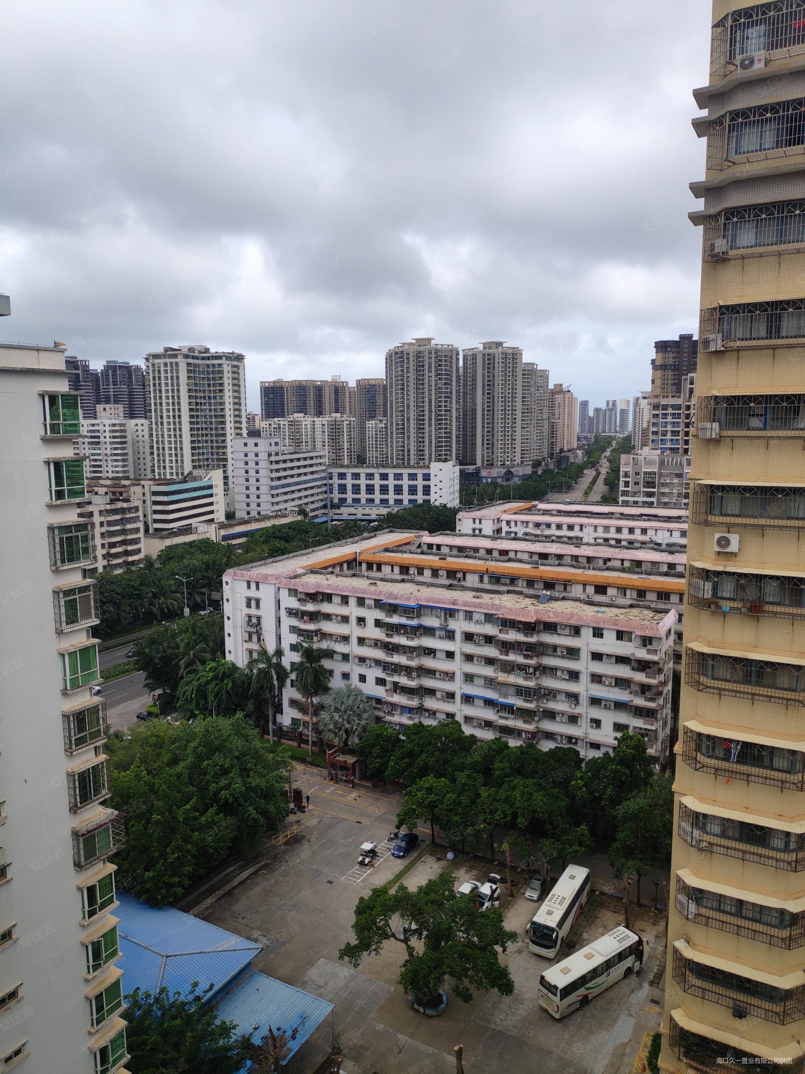 金都花园2室1厅1卫67.79㎡南北89万