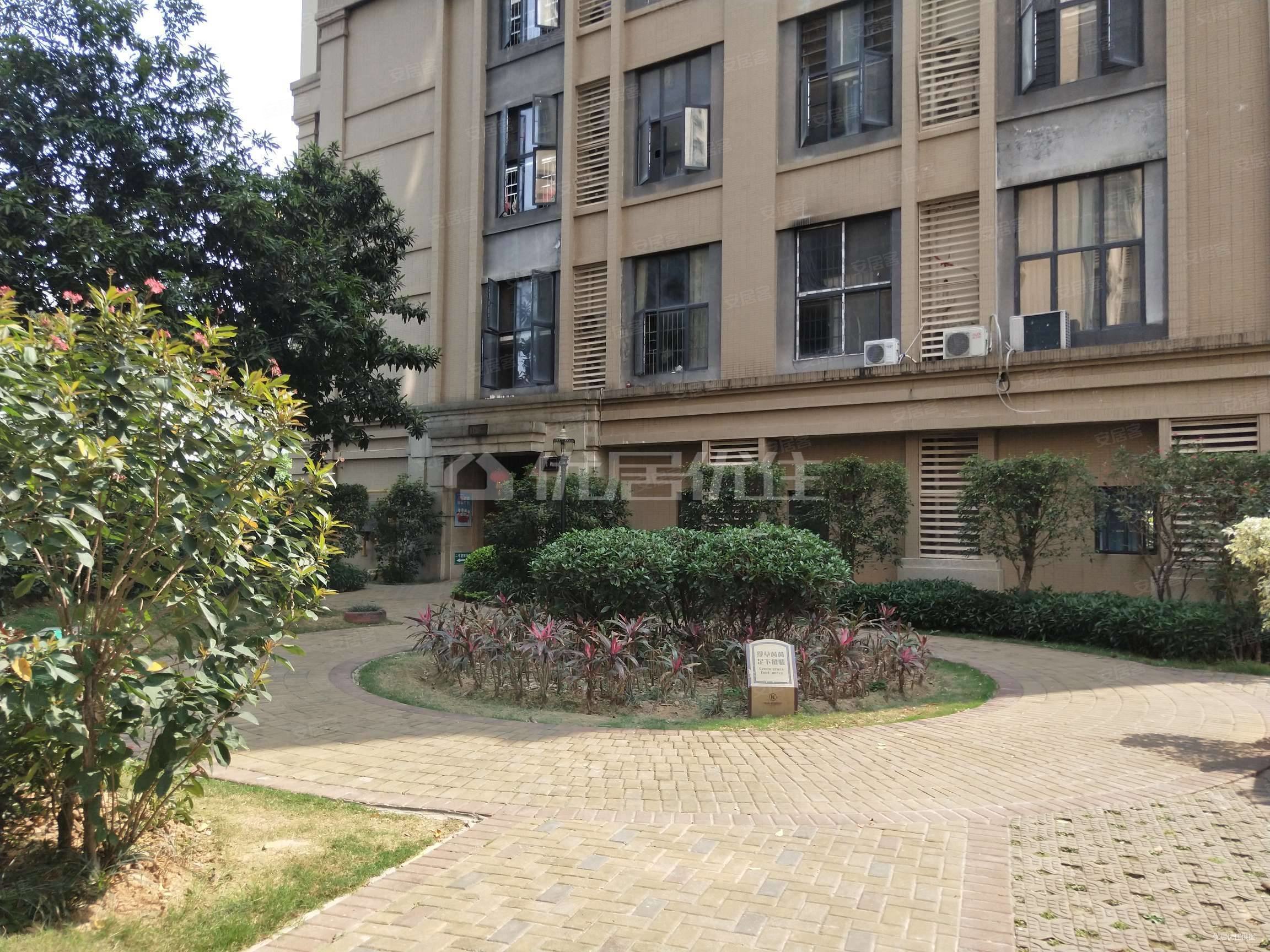 南宁房产网>南宁二手房>西乡塘二手房>相思湖新区二手房>中海御湖熙岸