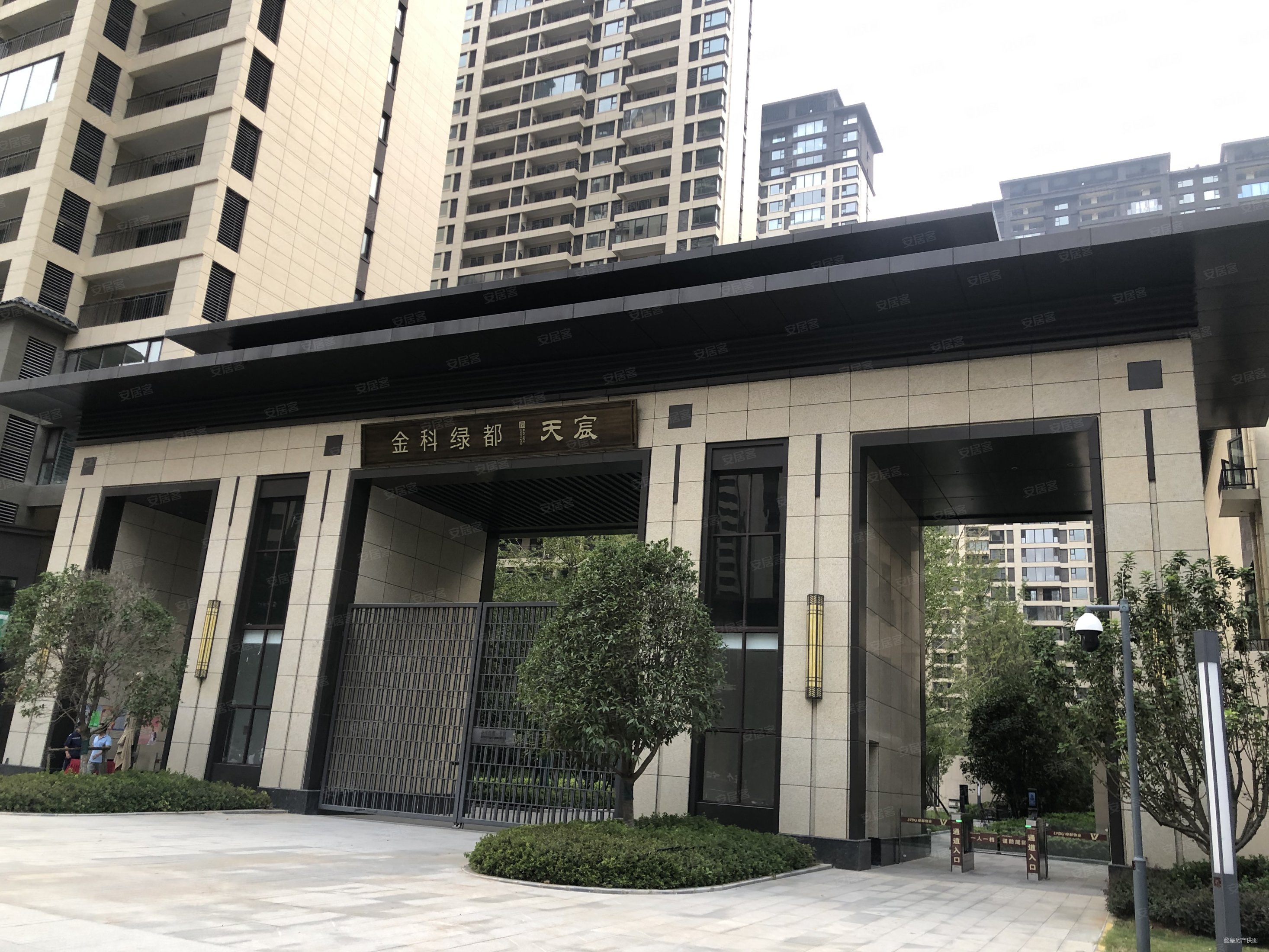 电梯房 南北通透,金科绿都天宸二手房,163万,3室2厅,2卫,129平米-洛阳