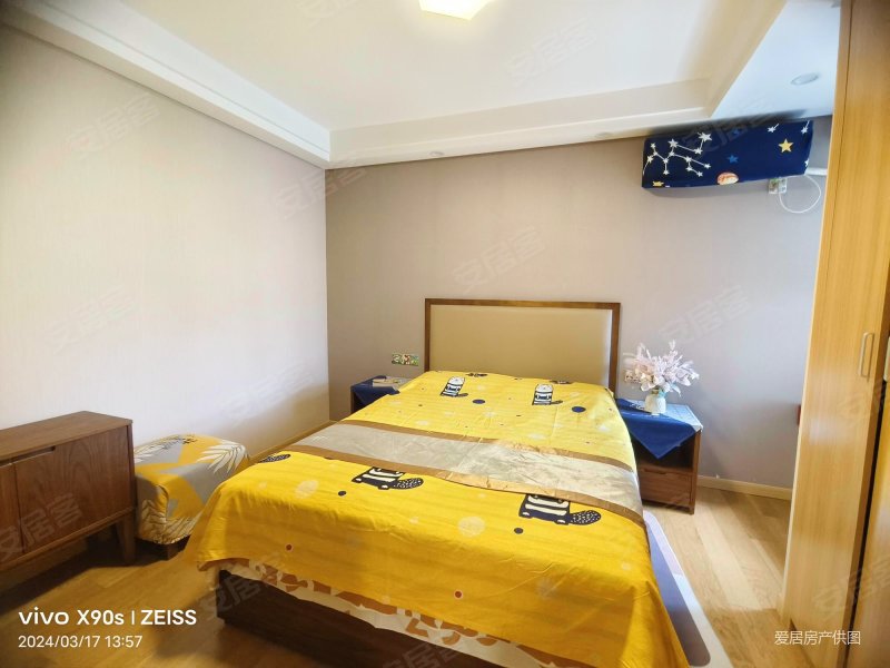 锦园君逸东区集中供暖电梯房近医院大两房精装好房