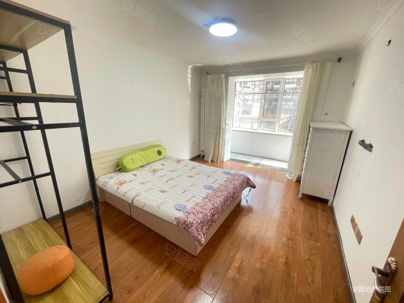 急急急春柳医院旁2楼一室精装修近春柳地铁看房随时