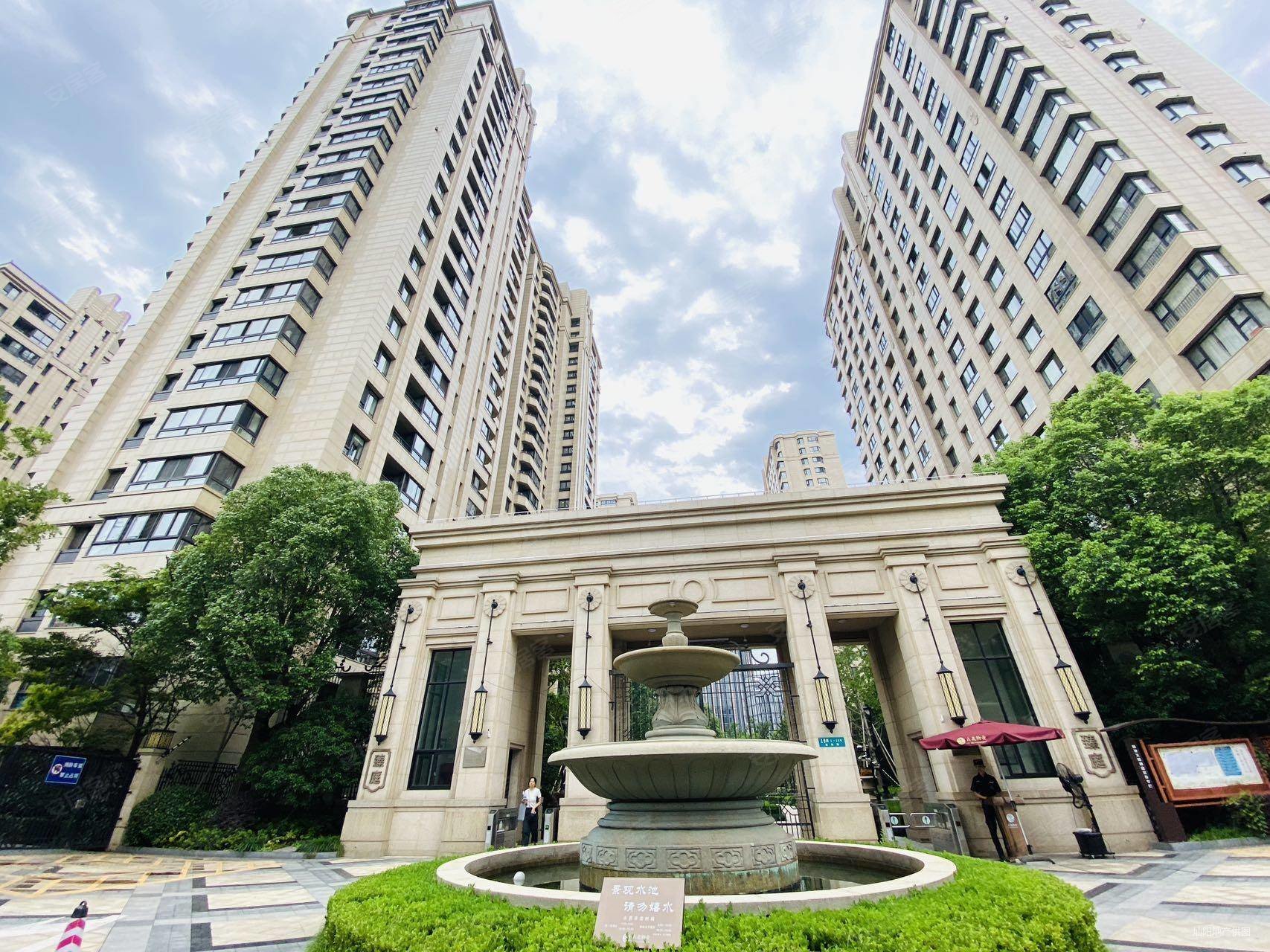 徐汇公园道壹号4室2厅2卫177㎡南北2880万