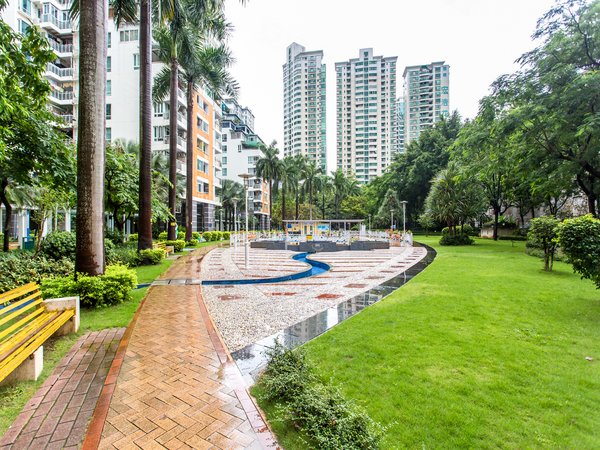 深圳福田景田北天然居2号线香梅地铁站,业主自住精装大三房南北通透