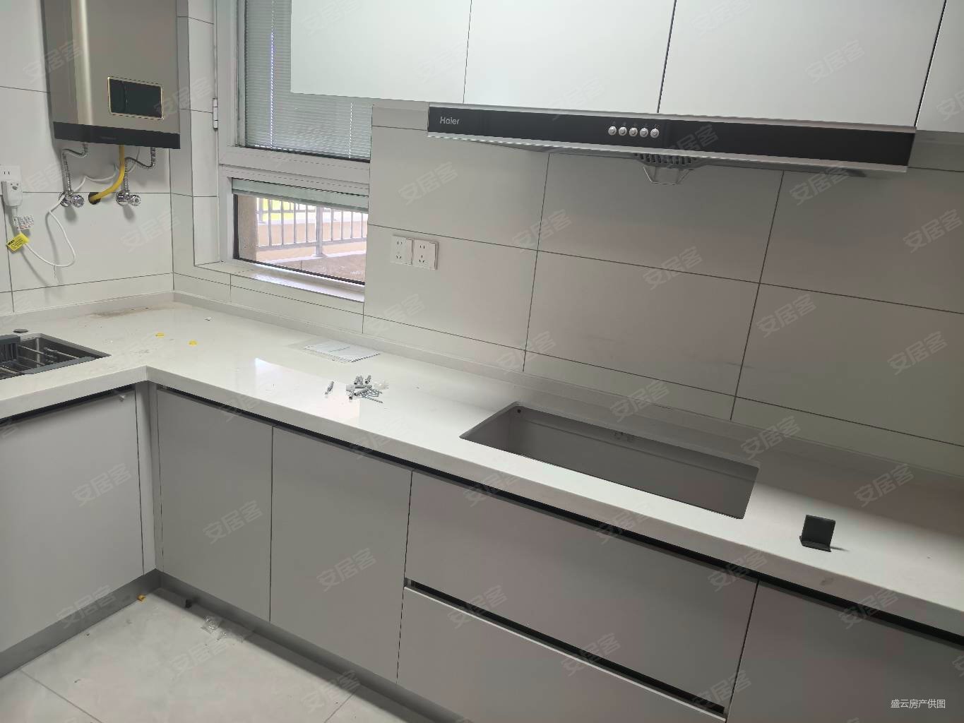 港利上城国际3室2厅1卫109㎡南58.9万