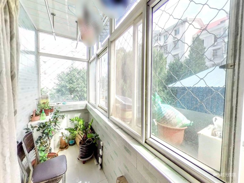 龙府花园 低楼层 南北通透 精装修 价格可以谈2