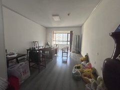 章丘圣井圣井城区泰悦盛景 4室2厅2卫 电梯房 精装修142平米出租房源真实图片