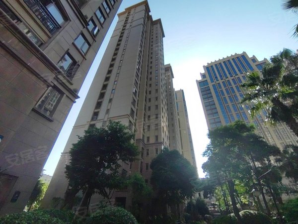 泉州洛江万安街道三盛四季公园(一期)大润发对面 三盛四季公园一期 4