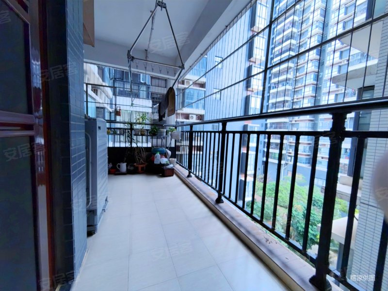 德明华府南北通精装4房花园社区单价9字头看房方便