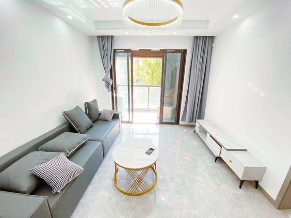 上海奉贤南桥阳光星期8新出 馨雅名邸 两室 百联对面 出门传阅坊 随时