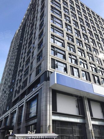 国瑞中心 63万 2室1厅1卫 精装修,舒适,视野开阔