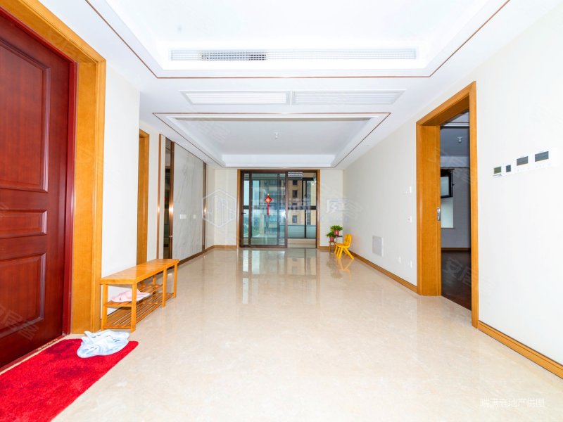 房龄新 飞机户型 四房 双卫 小区环境好 绿化好 楼层好,银城东岳府