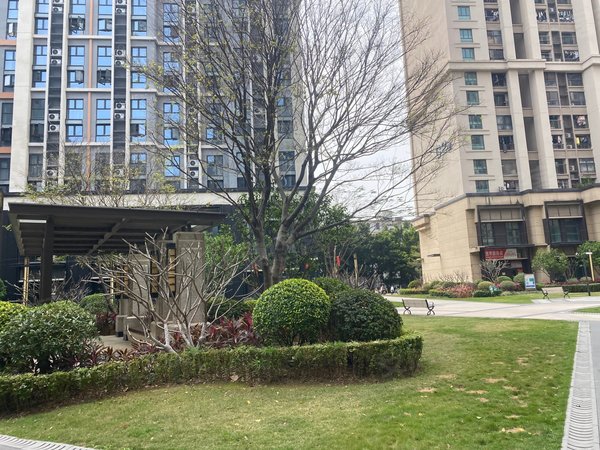 广州黄埔夏园万科尚城(商住楼)万科里一室 合适一个人住 家电齐全