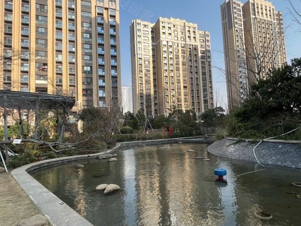 苏州工业园独墅湖月亮湾3号美颂花园贰期独墅湖科教区温馨小三房出租