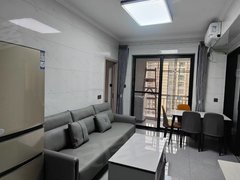 泉州安溪安溪宝龙广场富源小区大套隔小三房两厅，水电可自己交，可短租出租房源真实图片