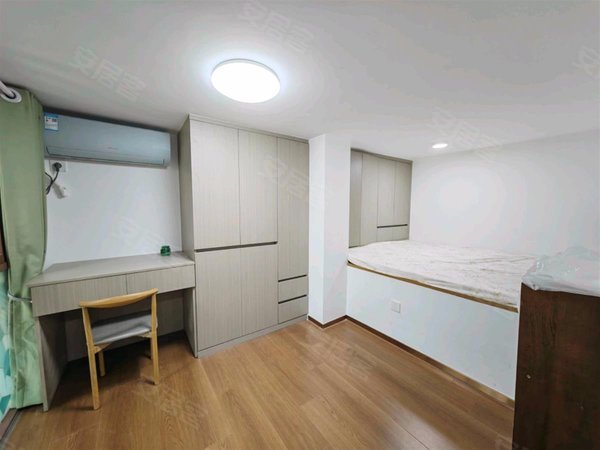 樟木头中心区租房,奥园城市天地 电梯精装复式公寓3房租1800 家私家电