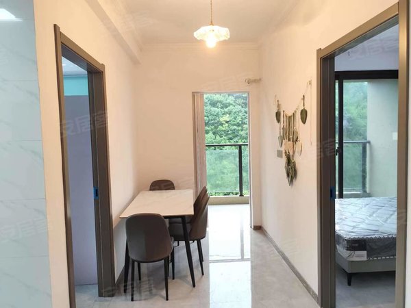 湖州安吉县递铺安吉清华园城南方向（全新精装两室）停车方便（天然气做饭有阳台）押一付一出租房源真实图片