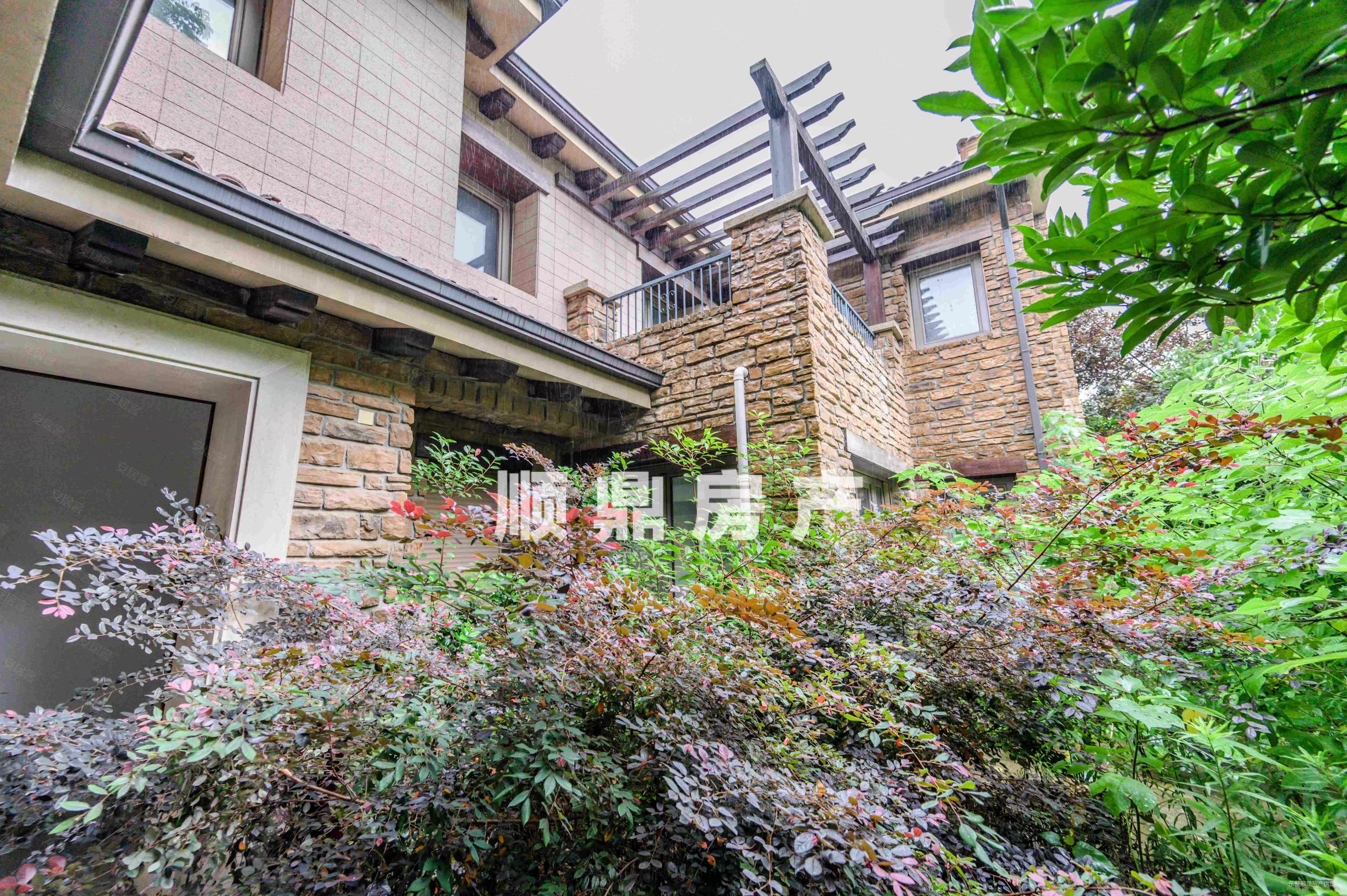 玛斯兰德捷豹谷街区540平独栋大别墅看房方便价格可谈