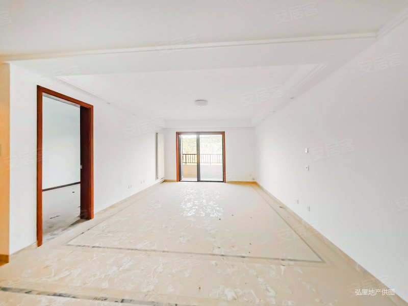 中间好楼层 装修好 低密宜居 商品房 有电梯 次新小区,中海御景台二手