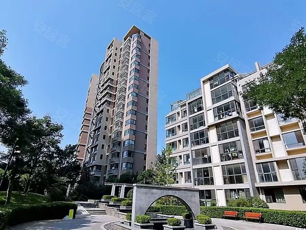 青岛城阳家佳源御景尚都(一期)御景尚都(一期) 1室1厅1卫 精装修 48平