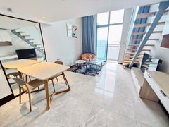 东莞南城石竹保利珑远1房1厅出租2000 通风好  精装修 带阳台出租房源真实图片