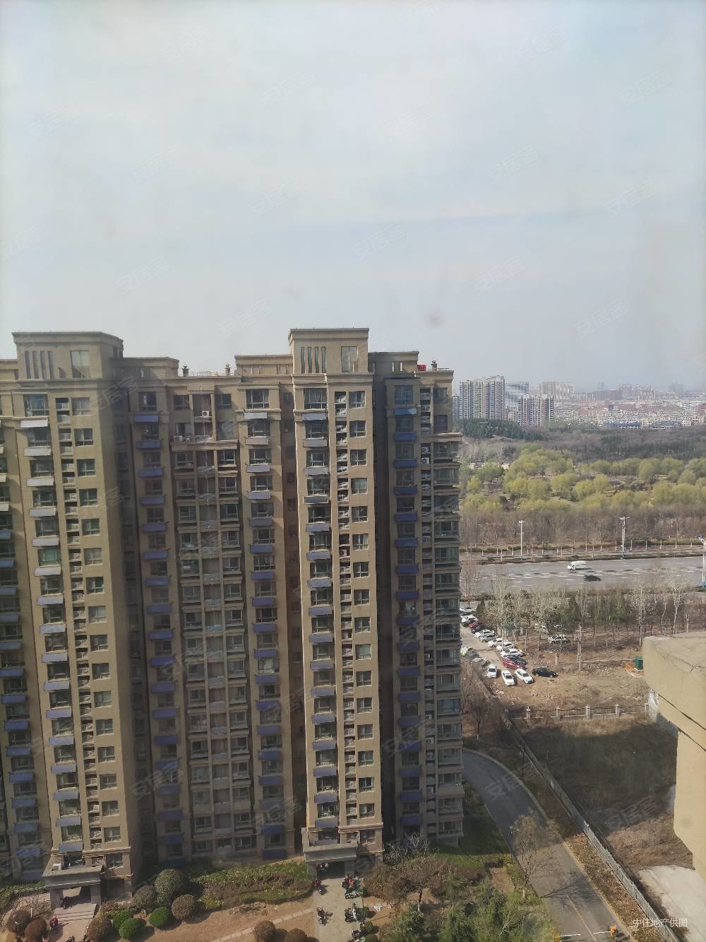 三居室,精装修,随时看房价格面议,佳兴天城二手房,72万,3室2厅,1卫