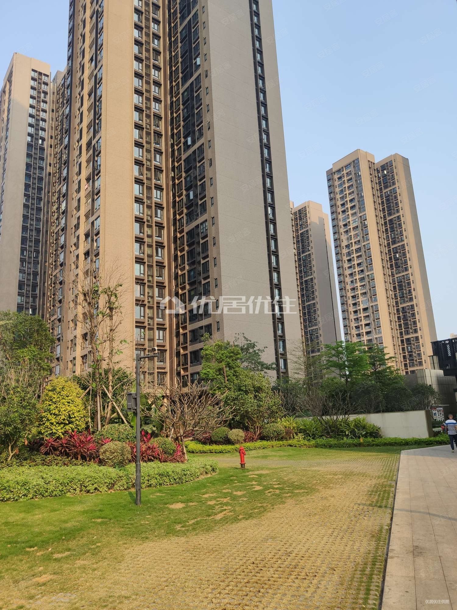 金沙洲近地铁时代水岸一期295w带车位环境舒适