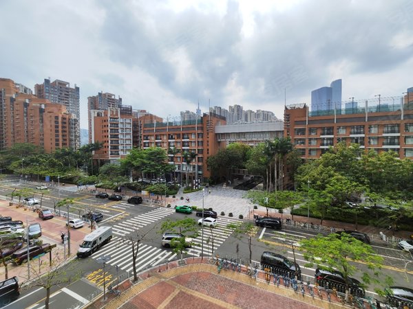 【多图】力迅上筑,珠江新城东租房,力迅上筑 4室2厅4卫 精装修 教育