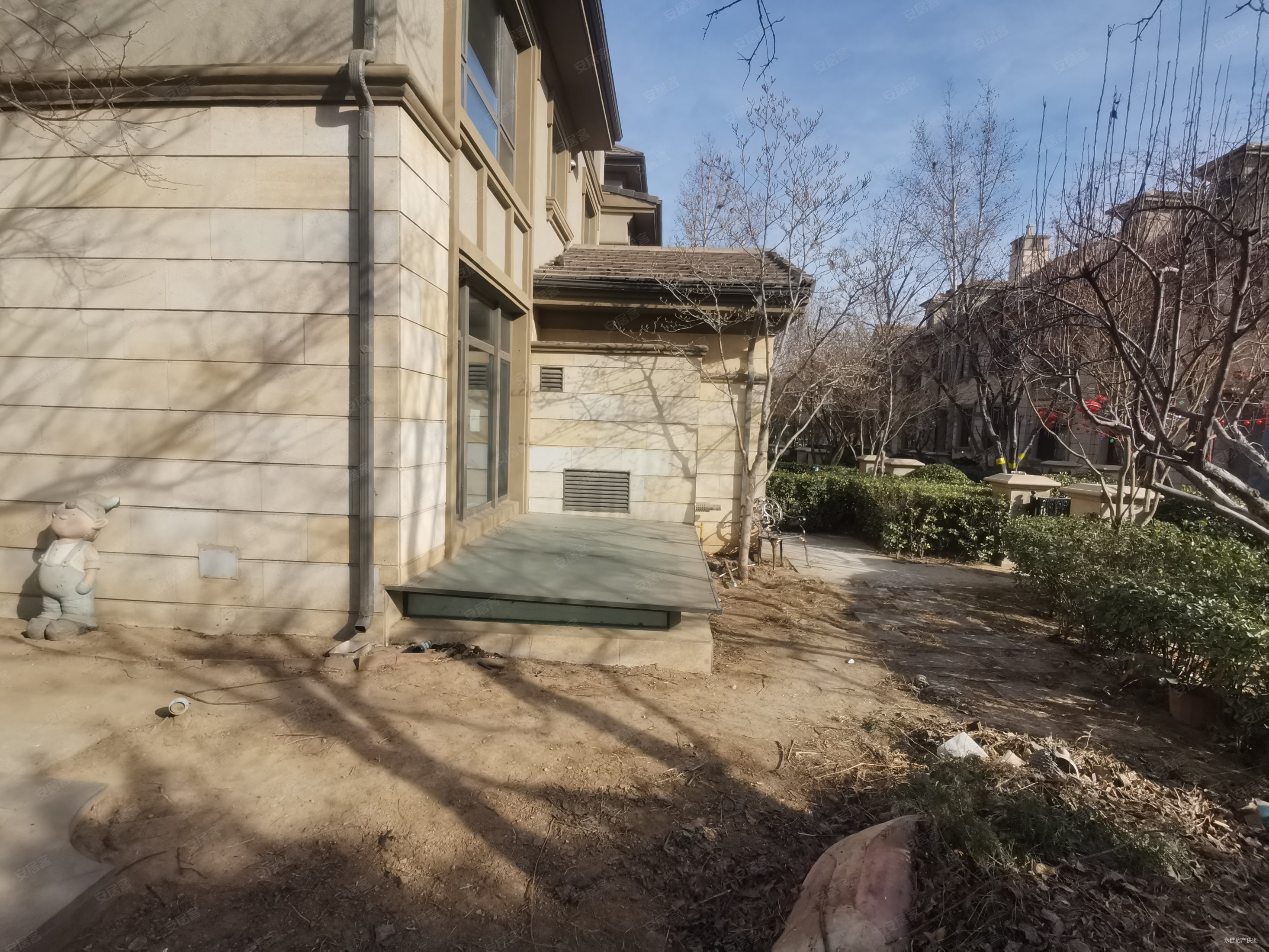 原河名墅6室3厅5卫383㎡南北645万