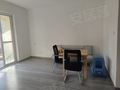 启东启东城区医院城区医院科创嘉园东区，二室二厅，简单装修，全天采光，看房方便出租房源真实图片