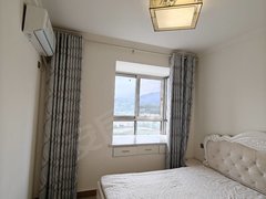 雅安雨城中大街漂亮的房子!干净卫生!交通方便!出租房源真实图片