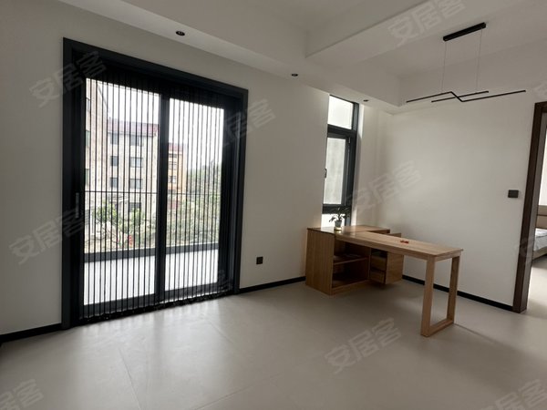 金华东阳横店秦宫壹号横店独栋别墅出租精装修直接拎包入住带大院子全屋地暖出租房源真实图片