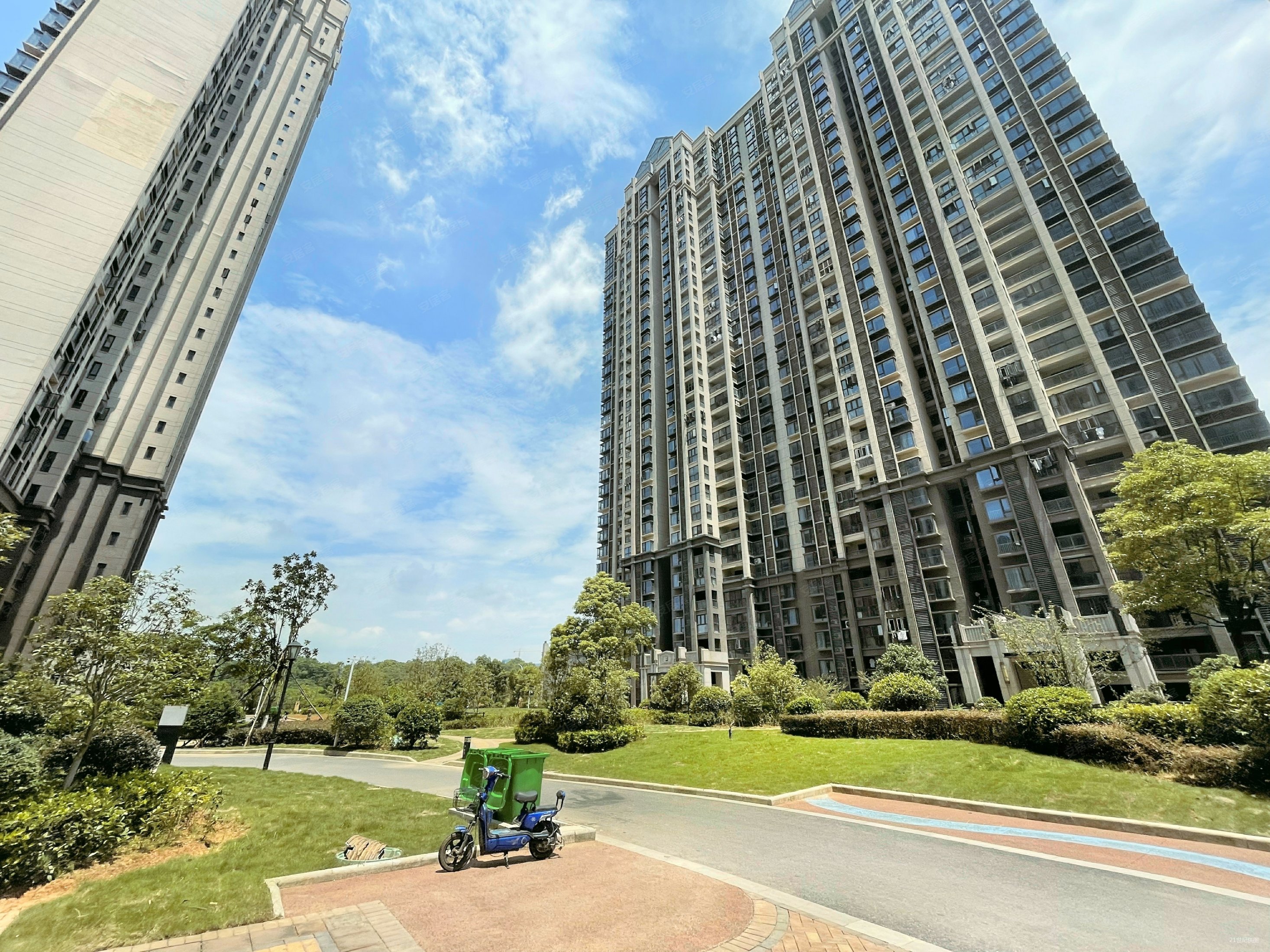 万达滨江华府n2区