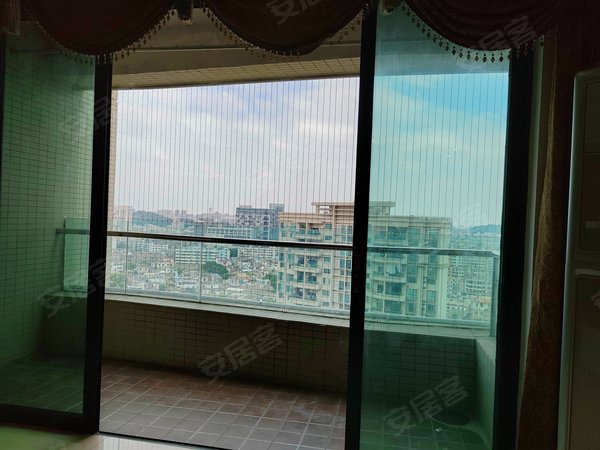 【多图】豪逸华庭三期,南下市场租房,豪逸华庭三期 4室2厅2卫 电梯房