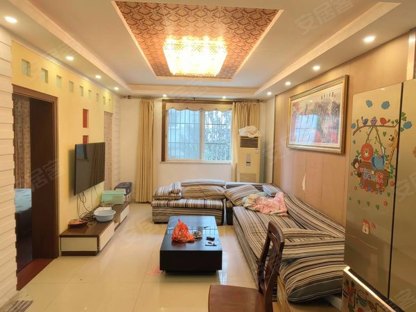 苏州吴江盛泽金盛花园金盛花园大3室,水电民用,有电瓶车车库,天然气