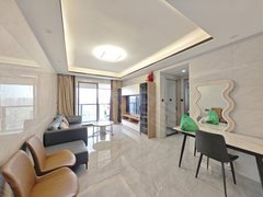 深圳宝安西乡创客居温馨漂亮2房高层视野好出租房源真实图片