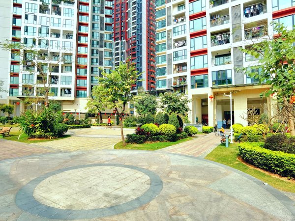 深圳南山西丽冠铭花园南山冠名花园稀有正南朝向精装三房,户型方正