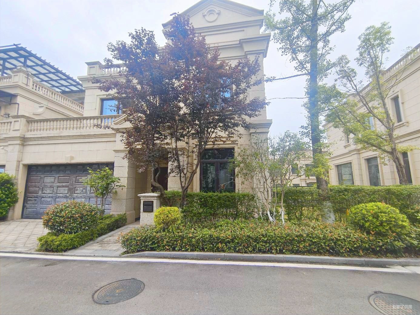 金典法式小独栋别墅 独立车位 上下前后花园,金科岭上(a区)二手房,350