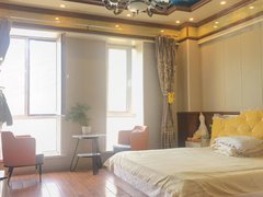 兴安盟乌兰浩特五一广场下楼就是夜市,出行方便,装修,设施齐全,拎包入住出租房源真实图片