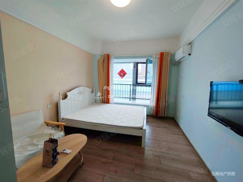 新城领寓 商圈成熟 精装修 临地铁 有电梯 板楼