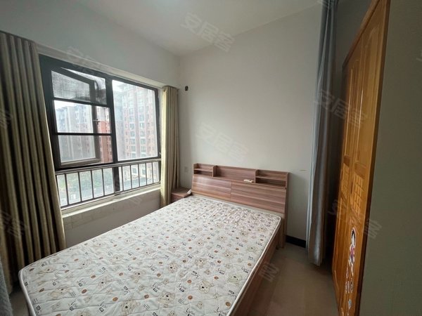 郑州惠济北大学城天地湾佳苑2号线地铁口 一室一厅一卫 精装修月租