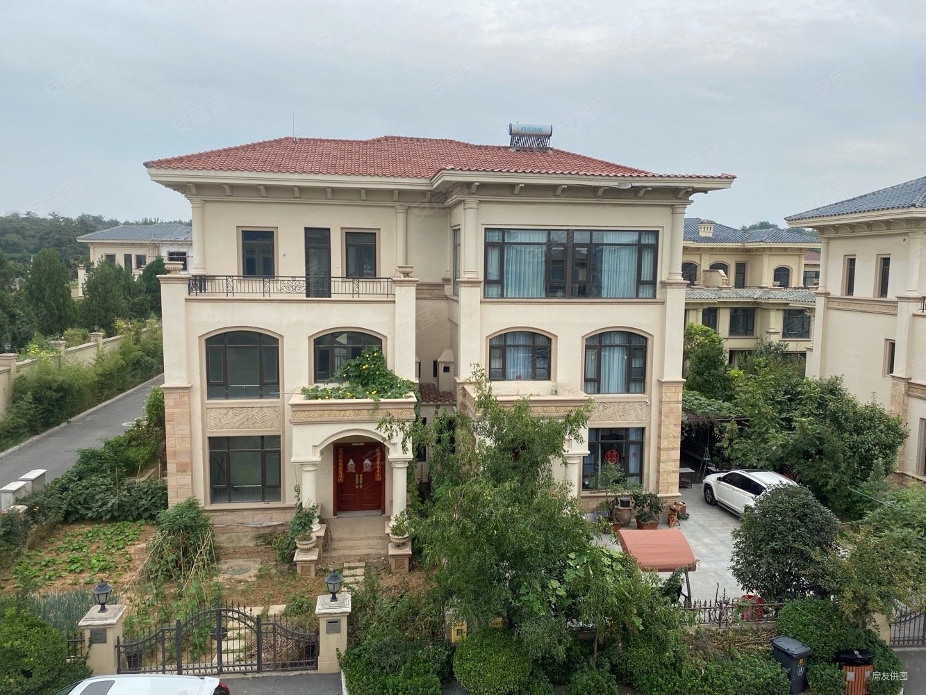 院子500 平,恒大山水城(别墅)二手房,380万,6室2厅,3卫,226平米-郑州