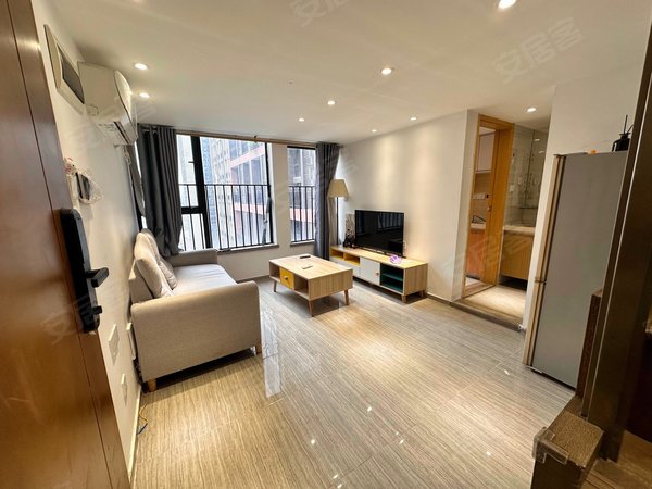 【多图】万益广场(一三期),金沙洲租房,万益广场 复式2房 东南向 高楼