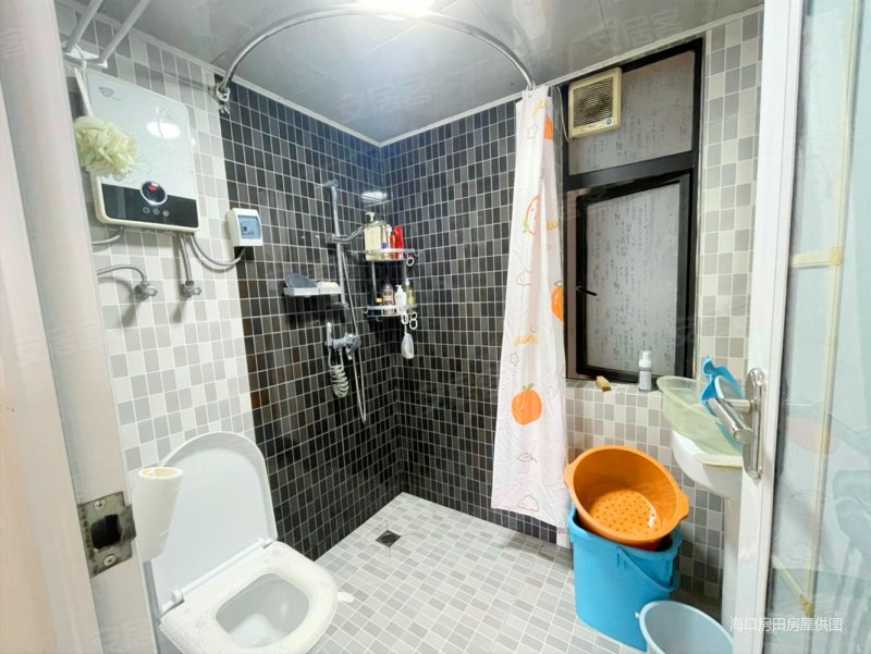 紫泉花坊1室1厅1卫38.9㎡南北65万