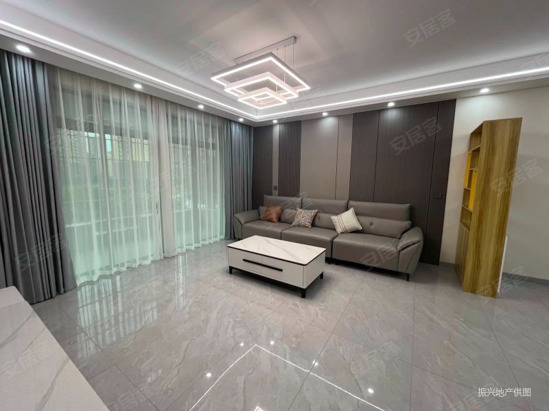 逸湖半岛双卫格局朝向好中间楼层交通便利商业配套成熟