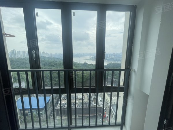 【多图】协信车时光(商住楼),李家沱租房,new~~新上滨江路整层出租