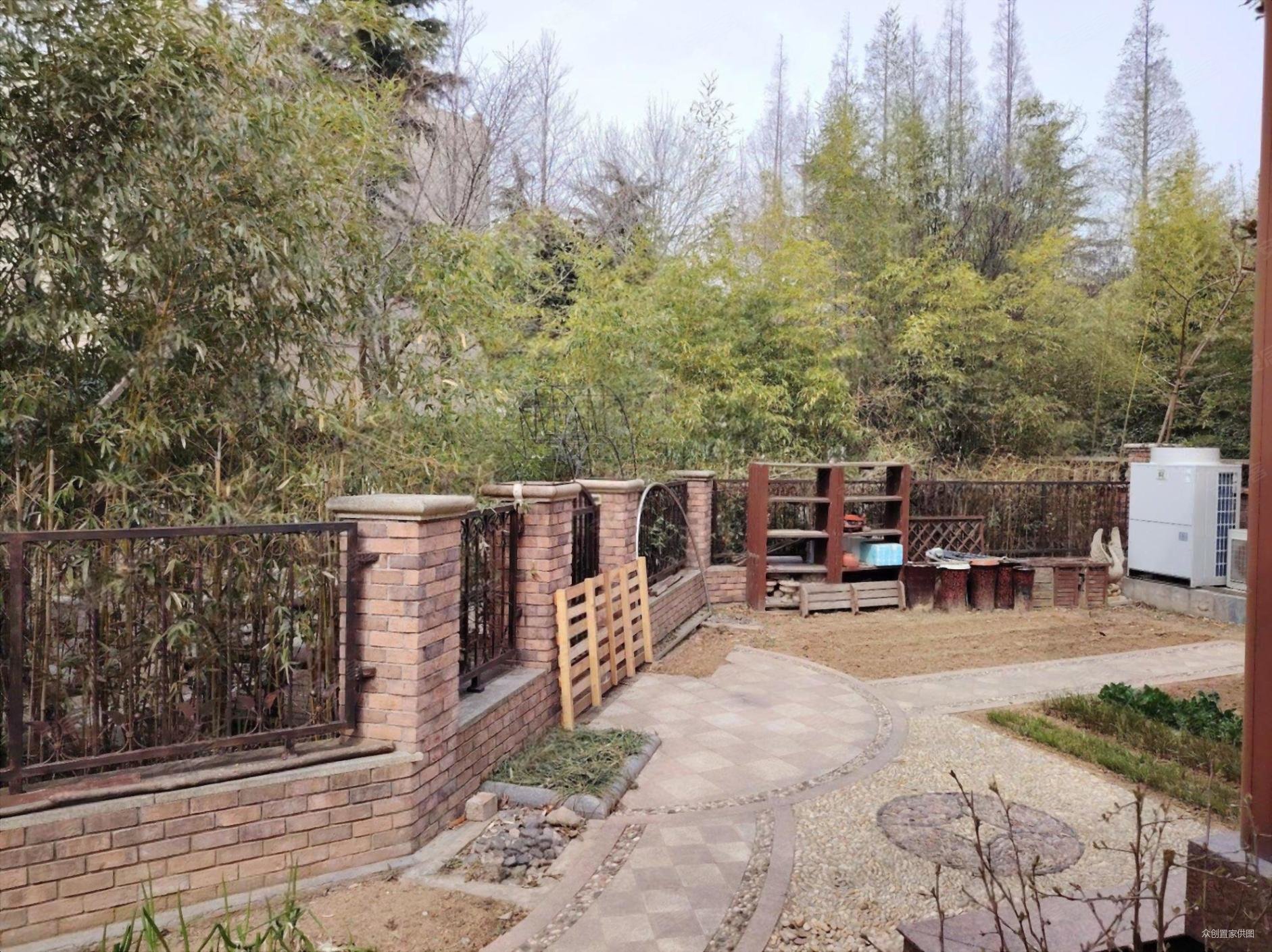 青岛房产网>青岛二手房>市南二手房>湛山二手房>海信清泉墅>1882_1410