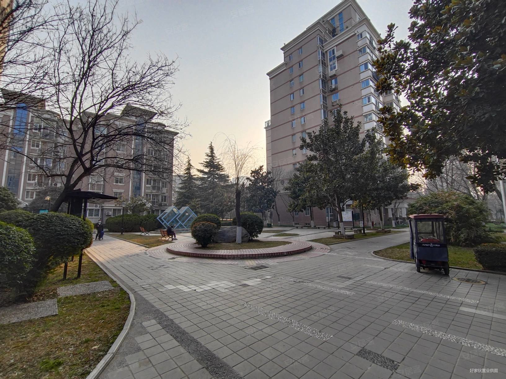 西安房产网>西安二手房>高新区二手房>唐延路二手房>枫叶新都市>