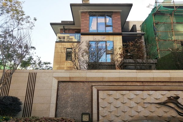 海伦堡大城小院